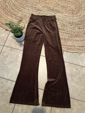 BROWN VELOUR PANTS